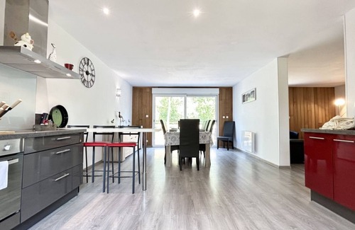 Rue Ski Chalet | Chalet 1 - House with private pond in Baie De Somme