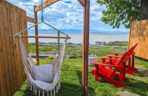 Cap-Saint-Ignace Ski Chalet | Chalet #10 - Spa with river view & Fireplace