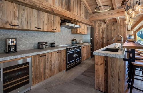 Le Fornet Ski Chalet | Chalet, 100m from ski slopes, sauna, hammam, terrace, fireplace or stove, parking, tv, ski locker