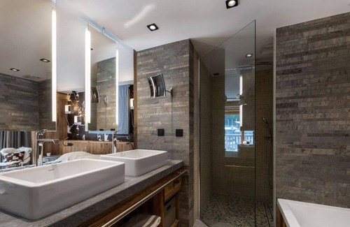 Le Fornet Ski Chalet | Chalet, 100m from ski slopes, sauna, hammam, terrace, fireplace or stove, parking, tv, ski locker