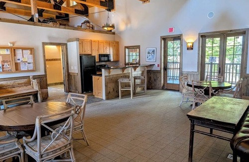 Government Camp Ski Chalet | Chalet 145 at the Official Collins Lake Resort