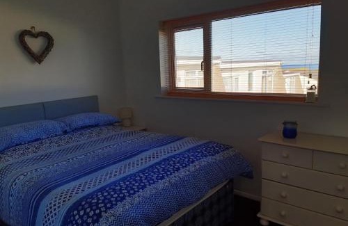 Widemouth Bay Ski Chalet | Chalet 18 Widemouth Bay Holiday Village