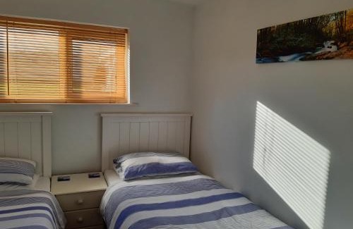 Widemouth Bay Ski Chalet | Chalet 18 Widemouth Bay Holiday Village