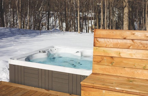 The Blue Mountains Ski Chalet | Chalet ∙ 21 bedrooms ∙ 44 guests