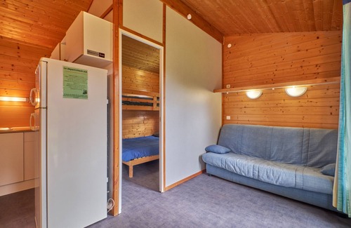 Mens Ski Chalet | Chalet "5 Personnes 304" with Shared Pool & Private Terrace