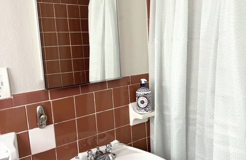 Colee Hammock Apartment | Chalet at Victoria Park Downtown Fort Lauderdale-One Bedroom Apartment 7