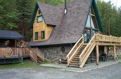 Lazy Mountain Ski Chalet | Chalet at Wolverine Lake
