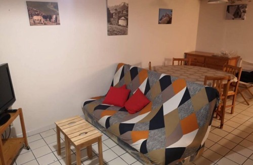 Ancizan Apartment | Chalet au Pied du Pic du mid sur le Lac de Payolle