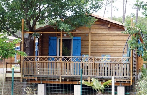 Bias House | Chalet Bleu Comfortable holiday residence