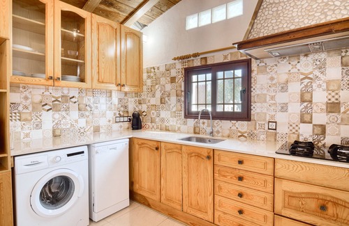 Benissa House | Chalet 'Casa Stone' with Mountain View, Private Pool and Wi-Fi