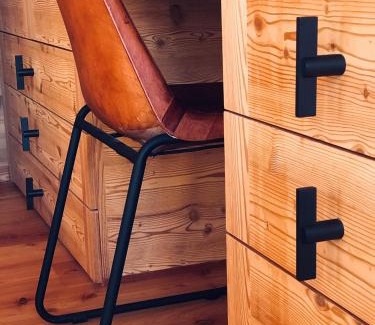 Saint-Luc Ski Chalet | Chalet d'en Haut