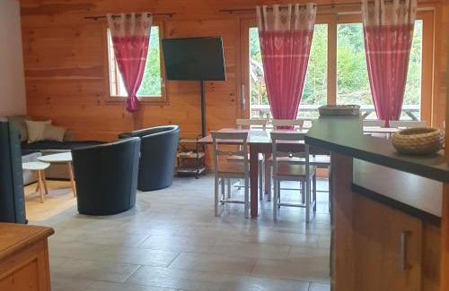 Saint-Maurice-sur-Moselle Ski Chalet | CHALET DES CHARBONNIERS AVEC ETANG - 5 chambres -