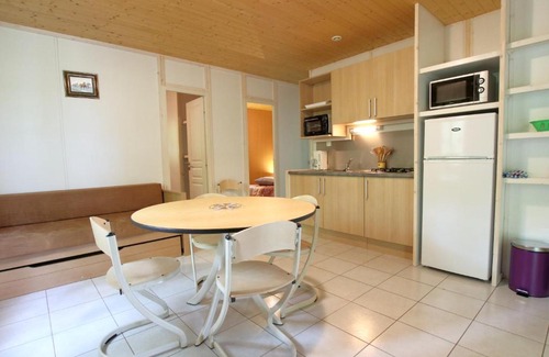 Gravieres Ski Chalet | Chalet de 3 chambres avec piscine partagee jardin et wifi a Gravieres
