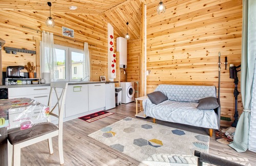 Thenac Ski Chalet | Chalet 'De Campagne En Dordogne' with Private Terrace
