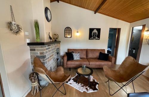 Dave House | Chalet de l'écluse