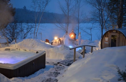 Saint-Hippolyte Ski Chalet | Chalet de la baie des voiliers -Lac Achigan -Saint-Hippolyte
