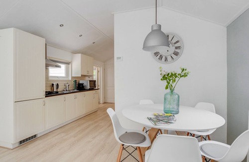 Beekbergen-West Ski Chalet | Chalet Descansar in the Veluwe