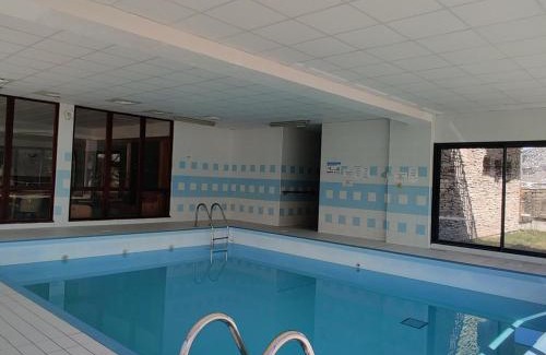 Saint-Etienne-en-Devoluy Ski Chalet | Chalet Duplex 8 Pers, 300m des Pistes, Terrasse, Piscine Couverte, Parking - FR-1-504-435