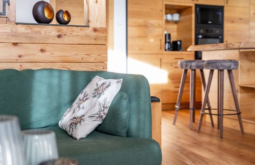Lengdorf House | Chalet Edelweiss - with magnificent mountain view and sauna