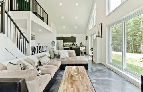 La Patrie Ski Chalet | Chalet Escapade, Spa, Piscine