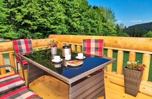 Neuschoenau Apartment | Chalet für bis zu 5 Personen mit Großer Wohnstube