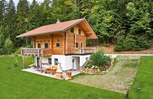 Neuschoenau Apartment | Chalet für bis zu 5 Personen mit Großer Wohnstube