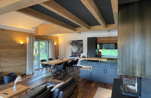 Wegscheid House | Chalet 'Ferienchalet Schneiders' with Private Terrace, Private Garden and Wi-Fi