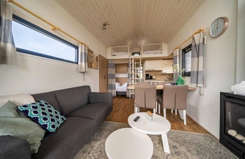 Nunspeet House | Chalet for 4 persons with terrace