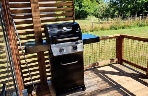 Sainte-Opportune-la-Mare House | Chalet domaine Normandie, heated swimming pool.