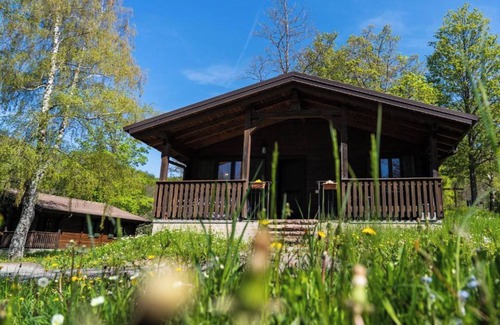 Sillano Giuncugnano House | 'Chalet Fragolina - Villaggio Anemone' with Mountain View & Terrace