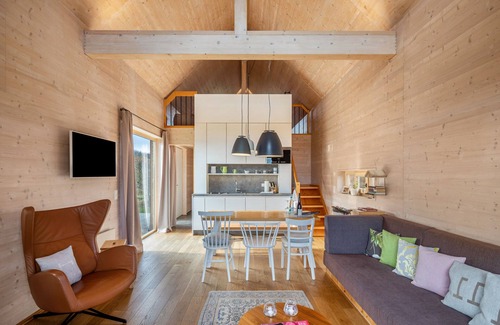 Mulverstedt Ski Chalet | Chalet "Hainichhöfe" with Private Sauna & Shared Terrace