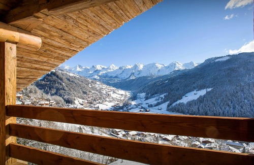 Le Grand-Bornand Ski Chalet | Chalet Happyview - luxury holiday for 15 with pool & sauna - OVO Network