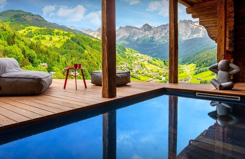 Le Grand-Bornand Ski Chalet | Chalet Happyview - luxury holiday for 15 with pool & sauna - OVO Network
