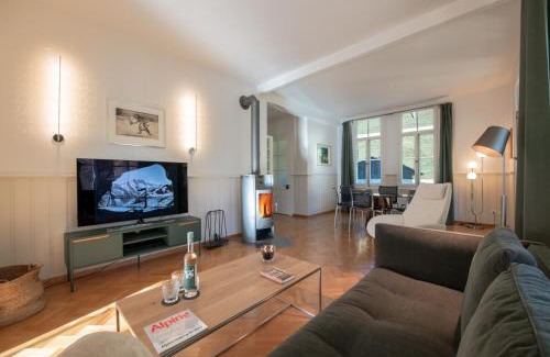 Wengen Apartment | Chalet Hunnenfluh Garden Apartment