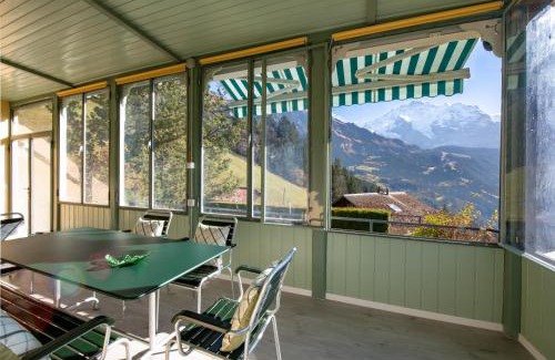 Wengen Apartment | Chalet Hunnenfluh Garden Apartment