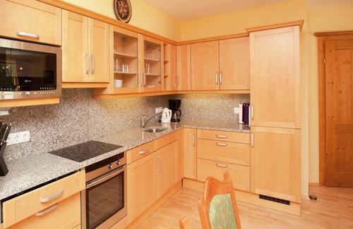Hinterglemm Ski Chalet | Chalet in Saalbach near Ski Lift & Sauna