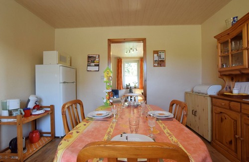 Bovigny House | Chalet in Bovigny with Forest & BBQ