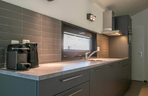 Municipality of Geldrop-Mierlo Ski Chalet | Chalet in Eindhoven near Bospark 't Wolfsven