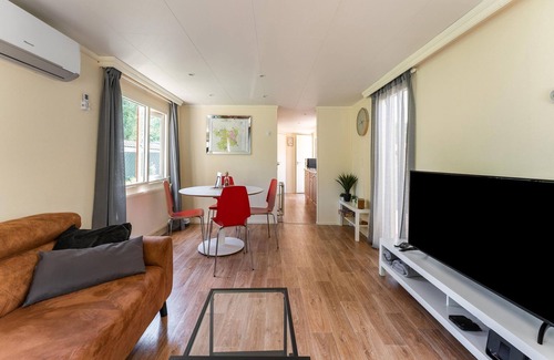 Putte Ski Chalet | Chalet in Grenspark Kalmhoutse Heide near Antwerp