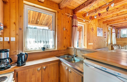 Harreberg Ski Chalet | Chalet in Harreberg with Garden Views