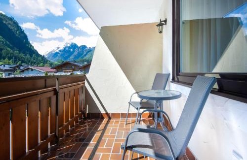 Kaprun Apartment | Chalet in Kaprun near Ski Slopes, cleaning included