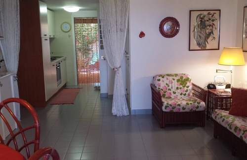 Macari House | Chalet in Makari very close to the sea with wonderful sunsets.