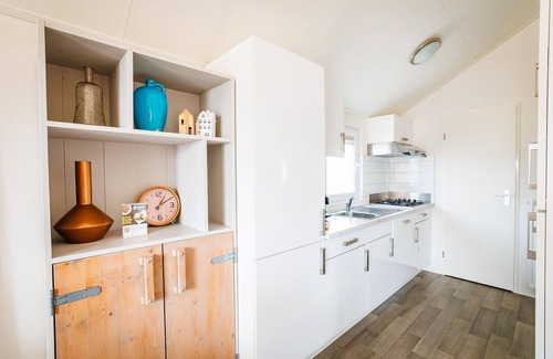 Maurik Cottage | Chalet in Maurik by Recreational Lake
