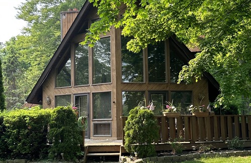 Youngstown House | Chalet in Niagara County