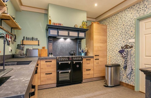 Ternaard House | Chalet in Ternaard near Heritage Site