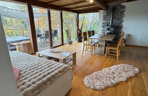 Boecourt Ski Chalet | Chalet isolé avec jacuzzi et vue panoramique