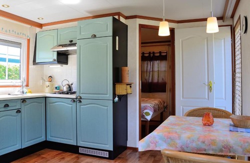 Oostvoorne Ski Chalet | Chalet Ketjil