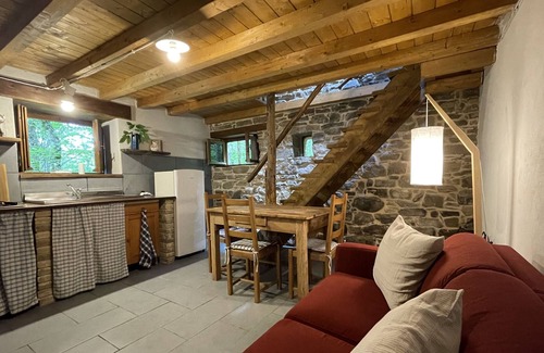 Borgo Val di Taro Ski Chalet | Chalet "La Casa nel Bosco" with Mountain View & Private Garden