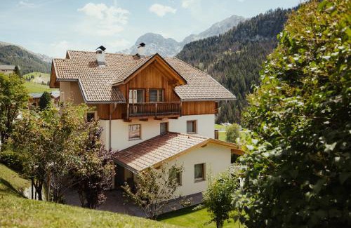 San Genesio Apartment | Chalet La Flüta Viola
