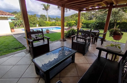 Circasia Ski Chalet | Chalet La Muñeca 15 km from Cocora Valley